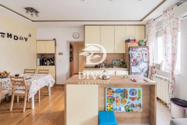 Slika 0 - Gospodara Vučića, Dvoiposoban stan na prodaju, 57m2, 282.000€